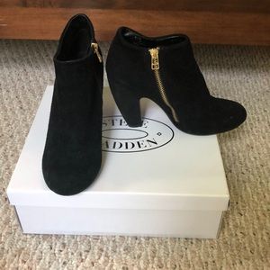 Steve Madden Suede Heeled Ankle Booties